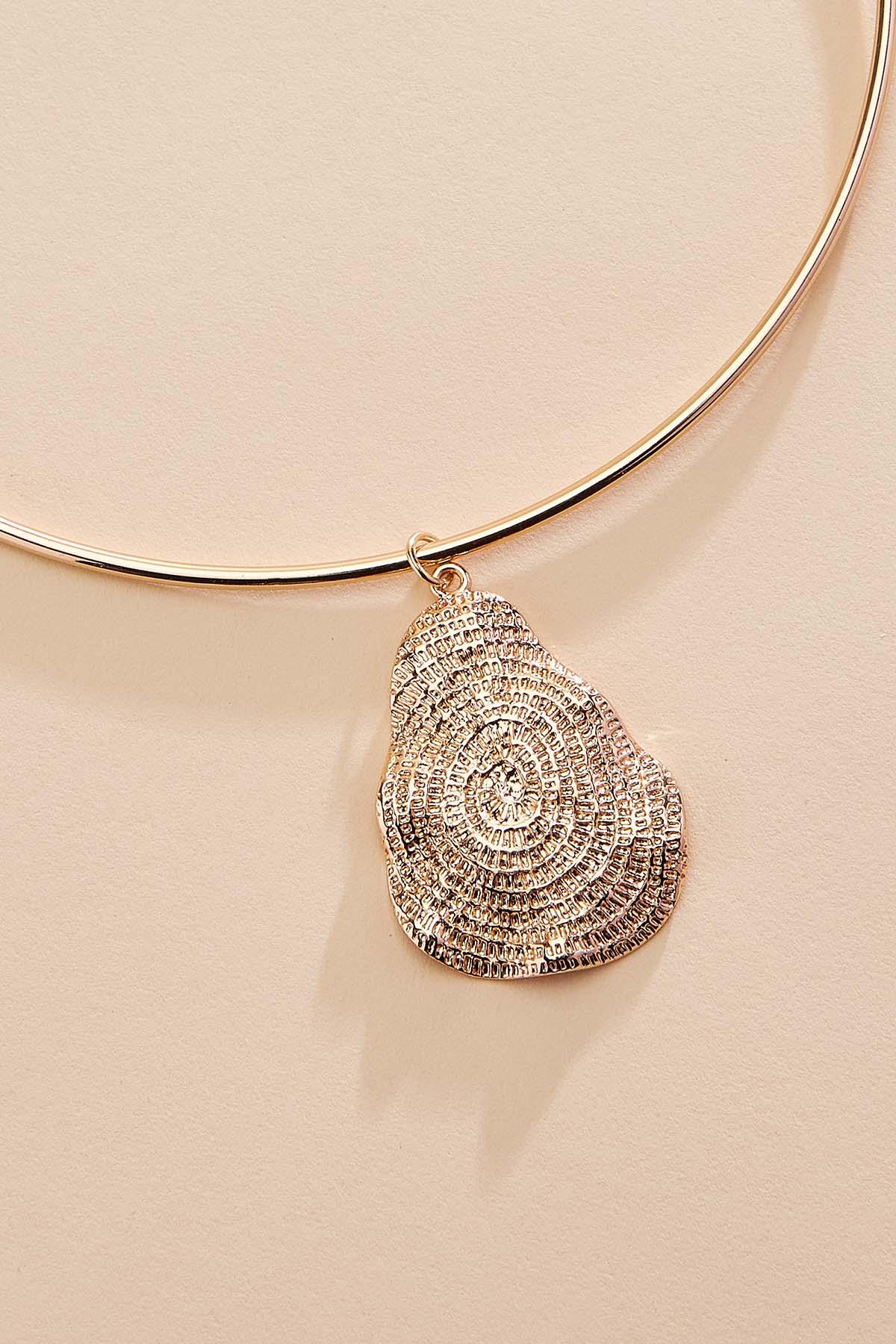Versona textured gold pendant wire choker necklace GOLD