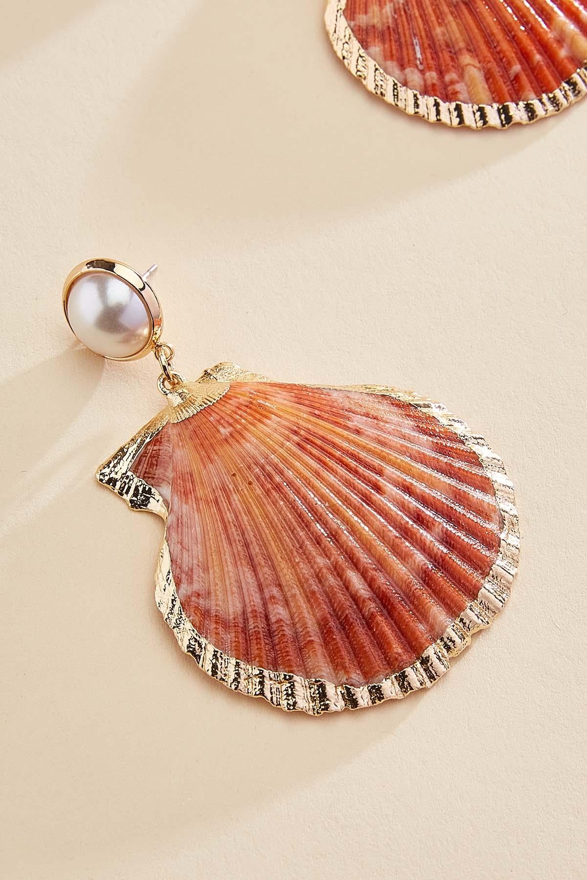 Versona gold trim seashell earrings MORNING_TAN
