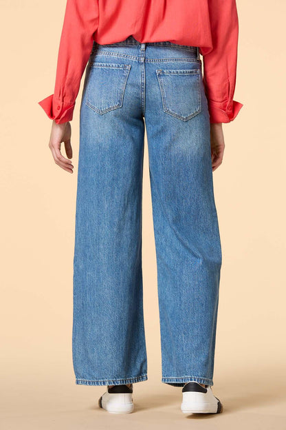 Versona middle of the road jeans MEDIUM_WASH_DENIM