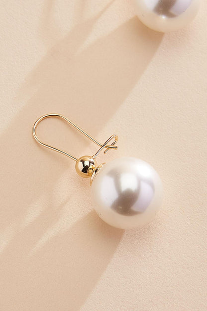 Versona hook wire oversized pearl earrings GOLD