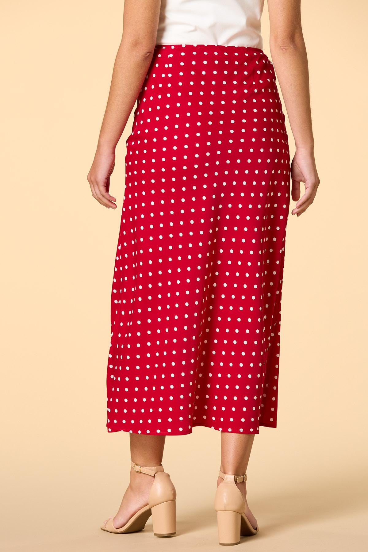 Versona lady in red satin midi skirt RED