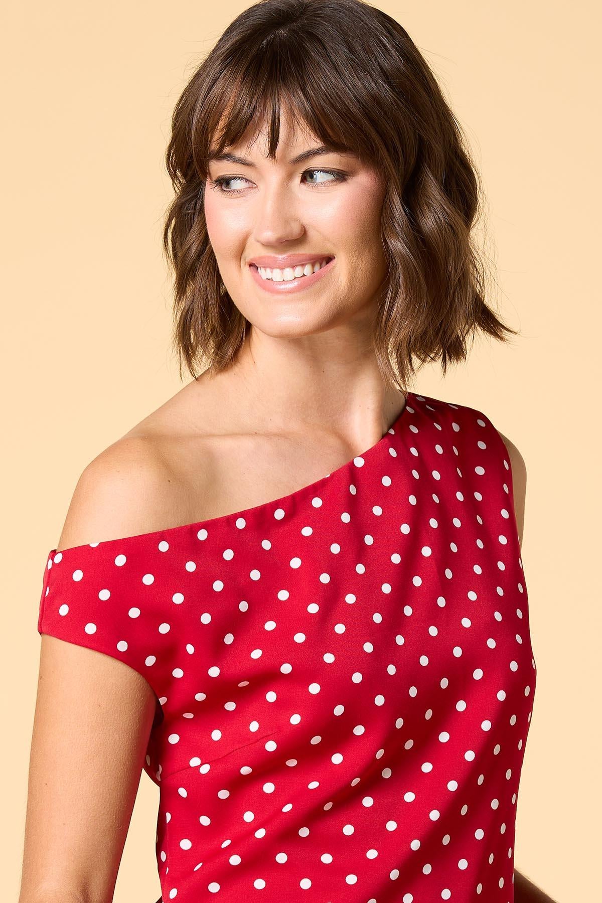 Versona lady in red satin tank RED