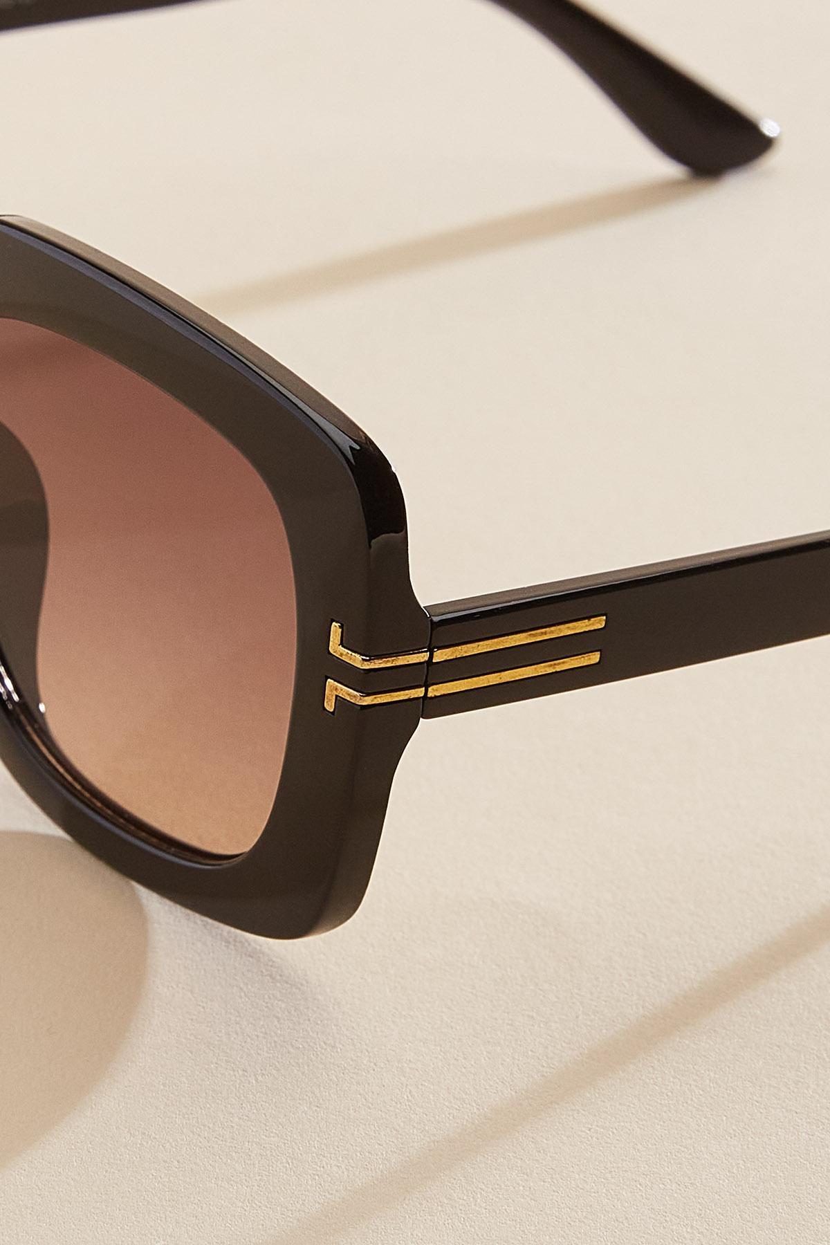 Versona oversized square sunglasses BLACK