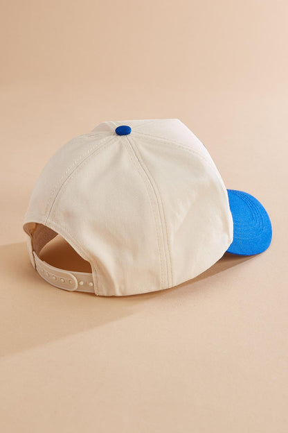 Versona red white and rowdy trucker hat BLUE