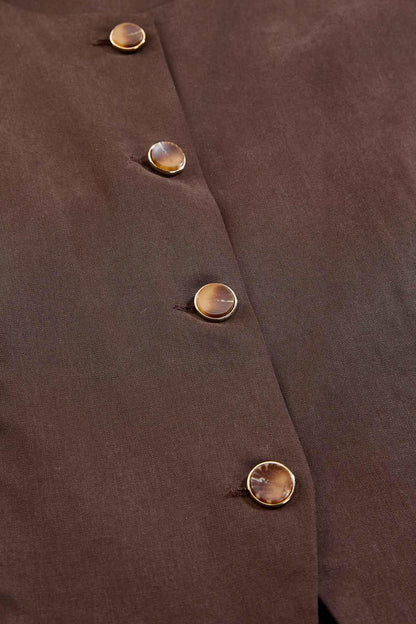 Versona cache solid button front vest BROWN