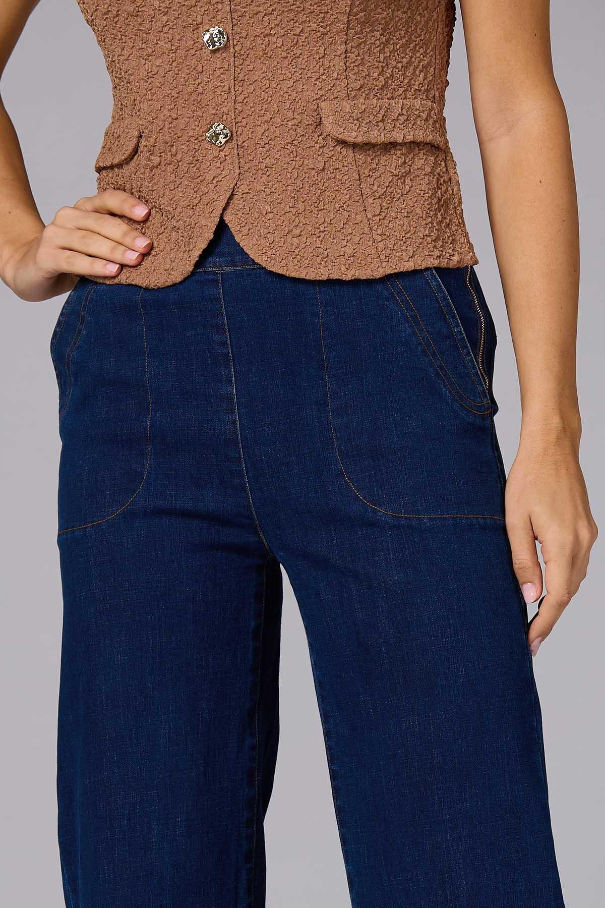 Versona cache dark wash wide leg jeans