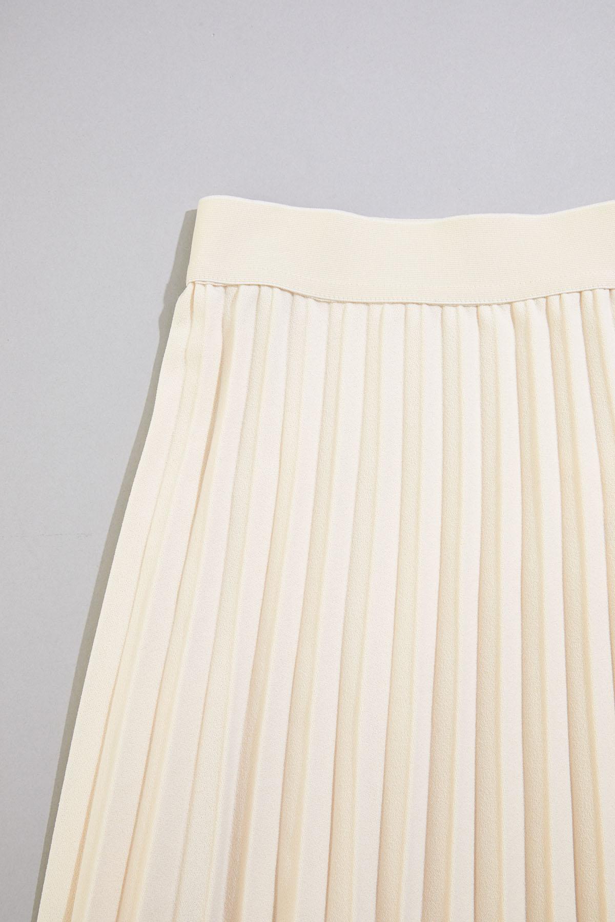 Versona cache beige pleated crepe maxi skirt SANDSHELL