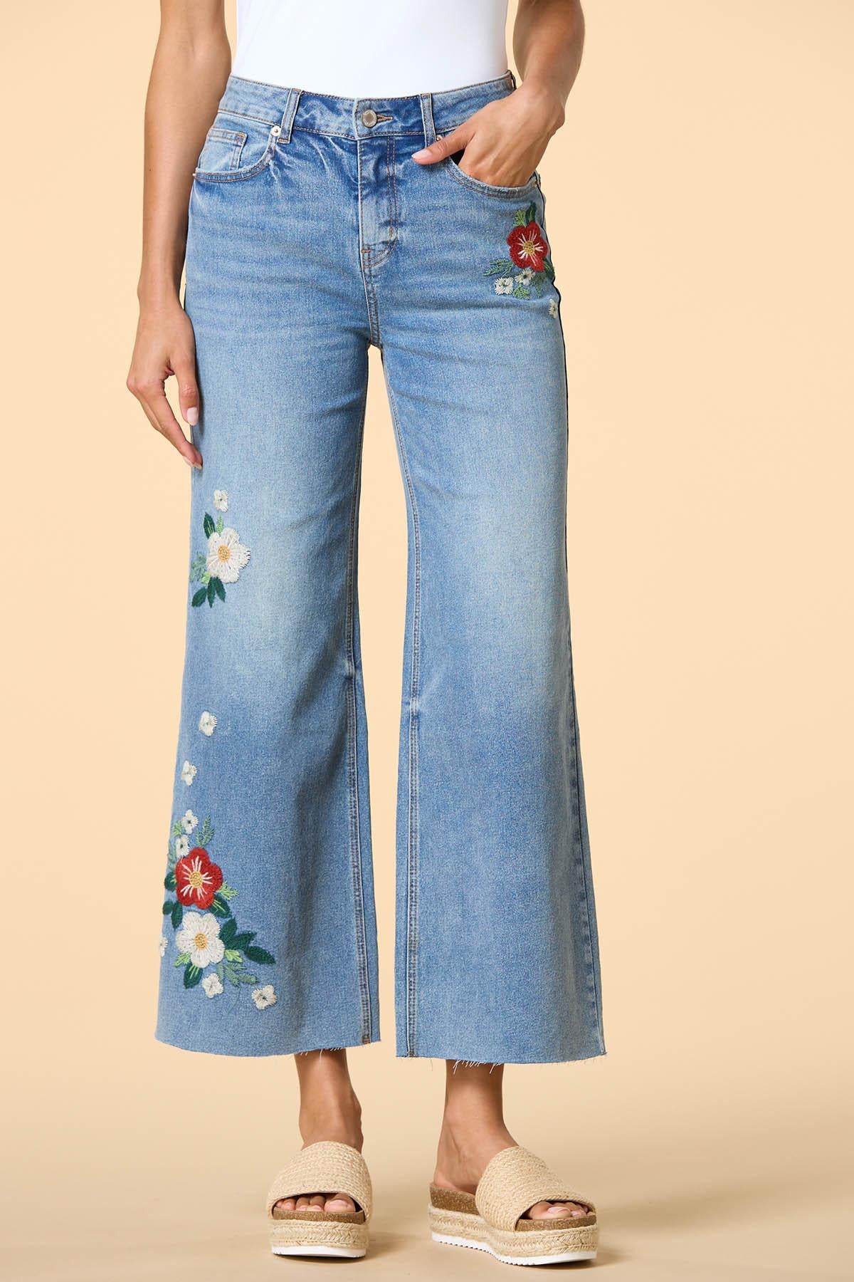 Versona told you sew embroidered jeans LIGHT_WASH_DENIM