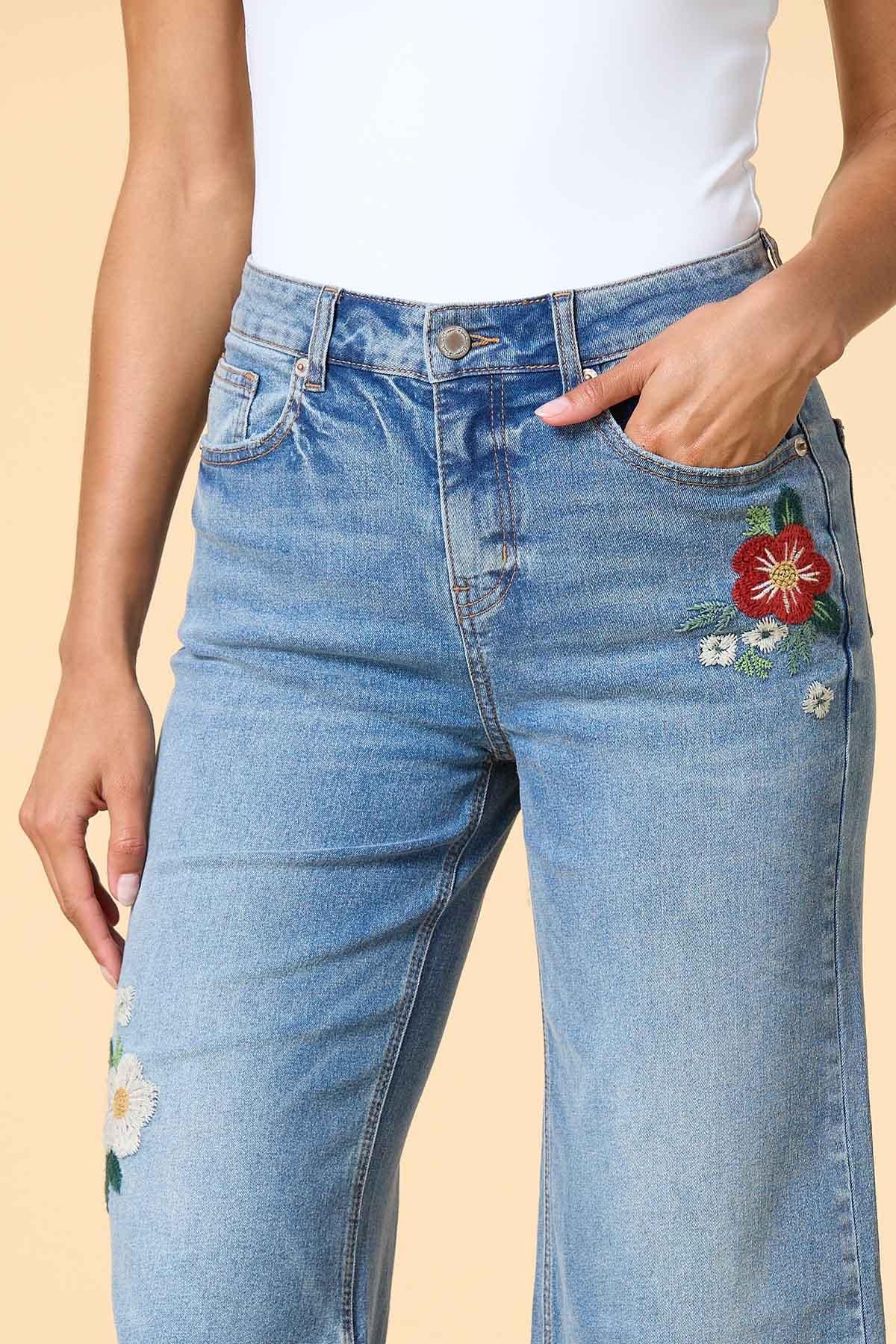 Versona told you sew embroidered jeans LIGHT_WASH_DENIM