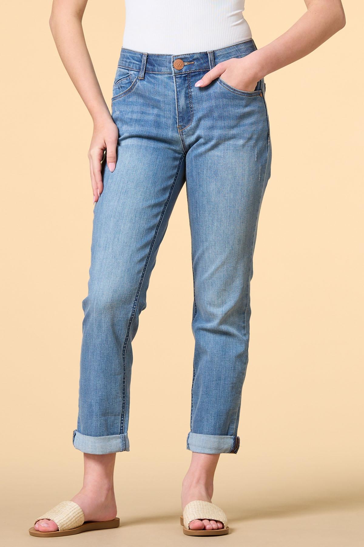 Versona petite hey girlfriend jeans LIGHT_WASH_DENIM