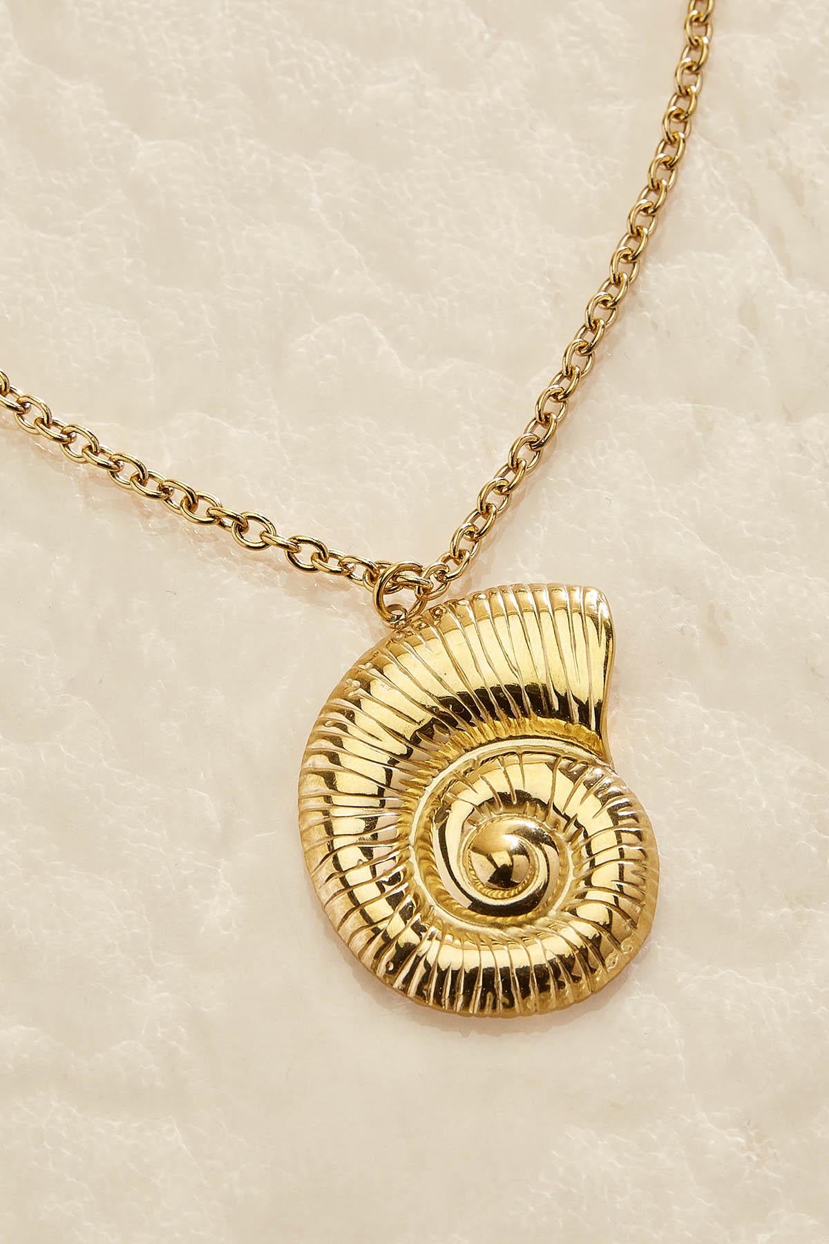 Versona waterproof seashell pendant necklace GOLD