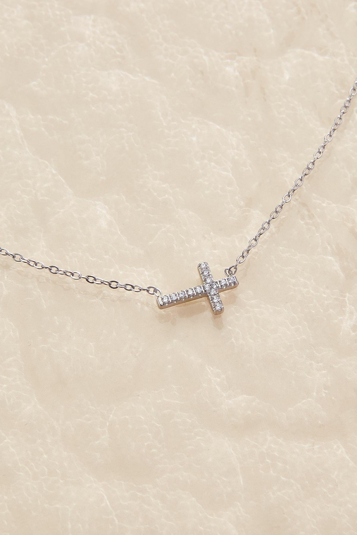 Versona waterproof cross pendant necklace SILVER