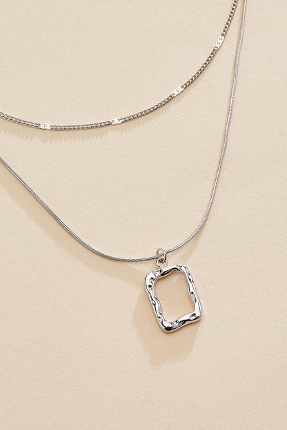 Versona hammered silver rectangle layered necklace SILVER