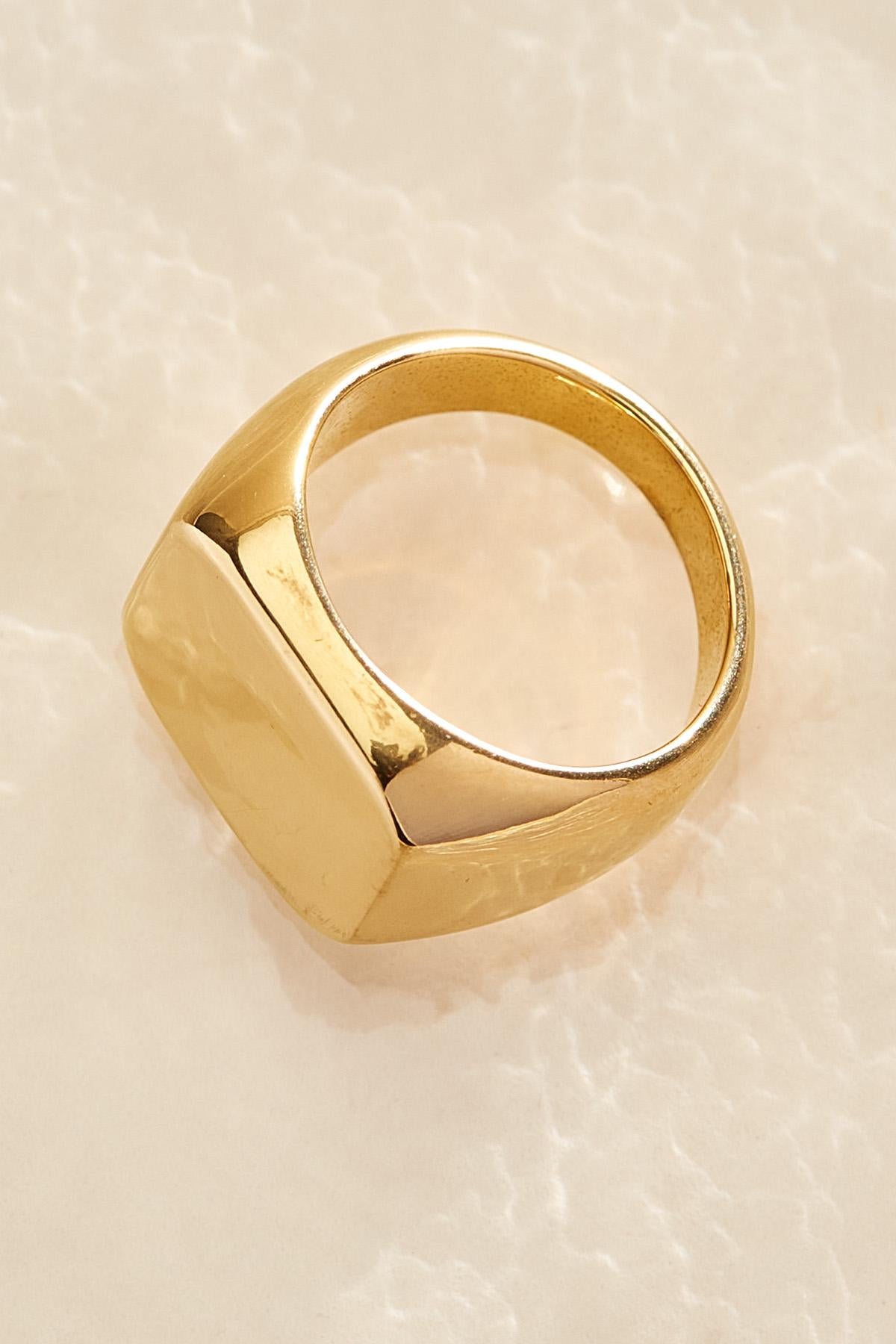 Versona waterproof gold signet pinky ring GOLD