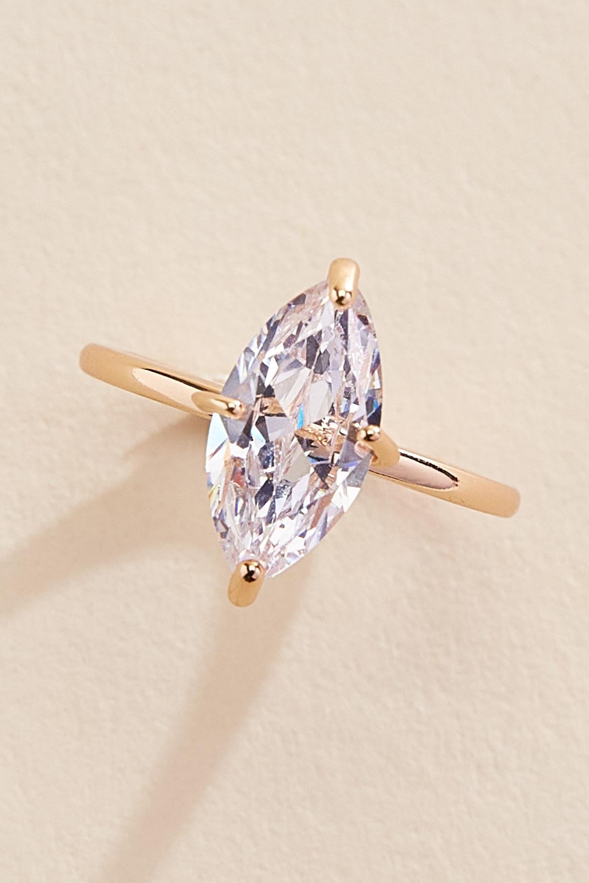 Versona gold prong marquise cut ring GOLD