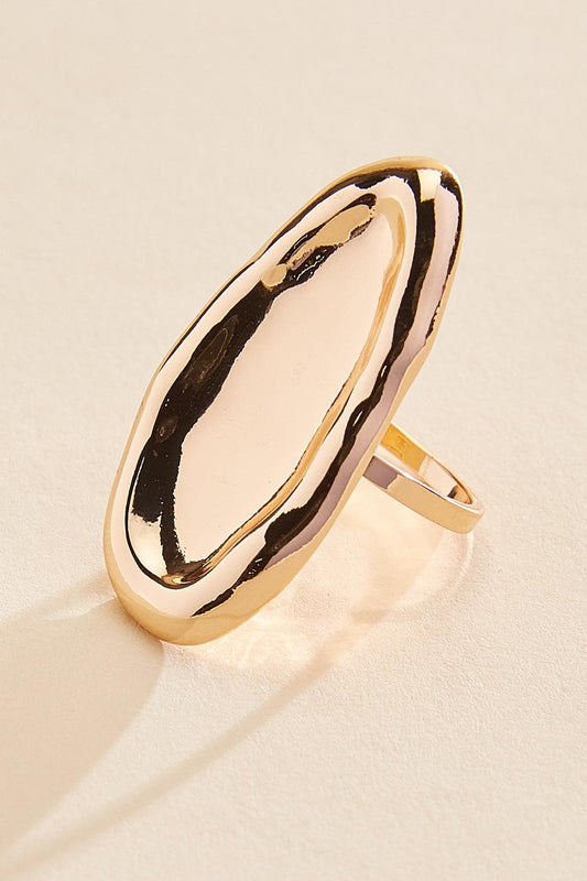 Versona hammered gold oval ring GOLD