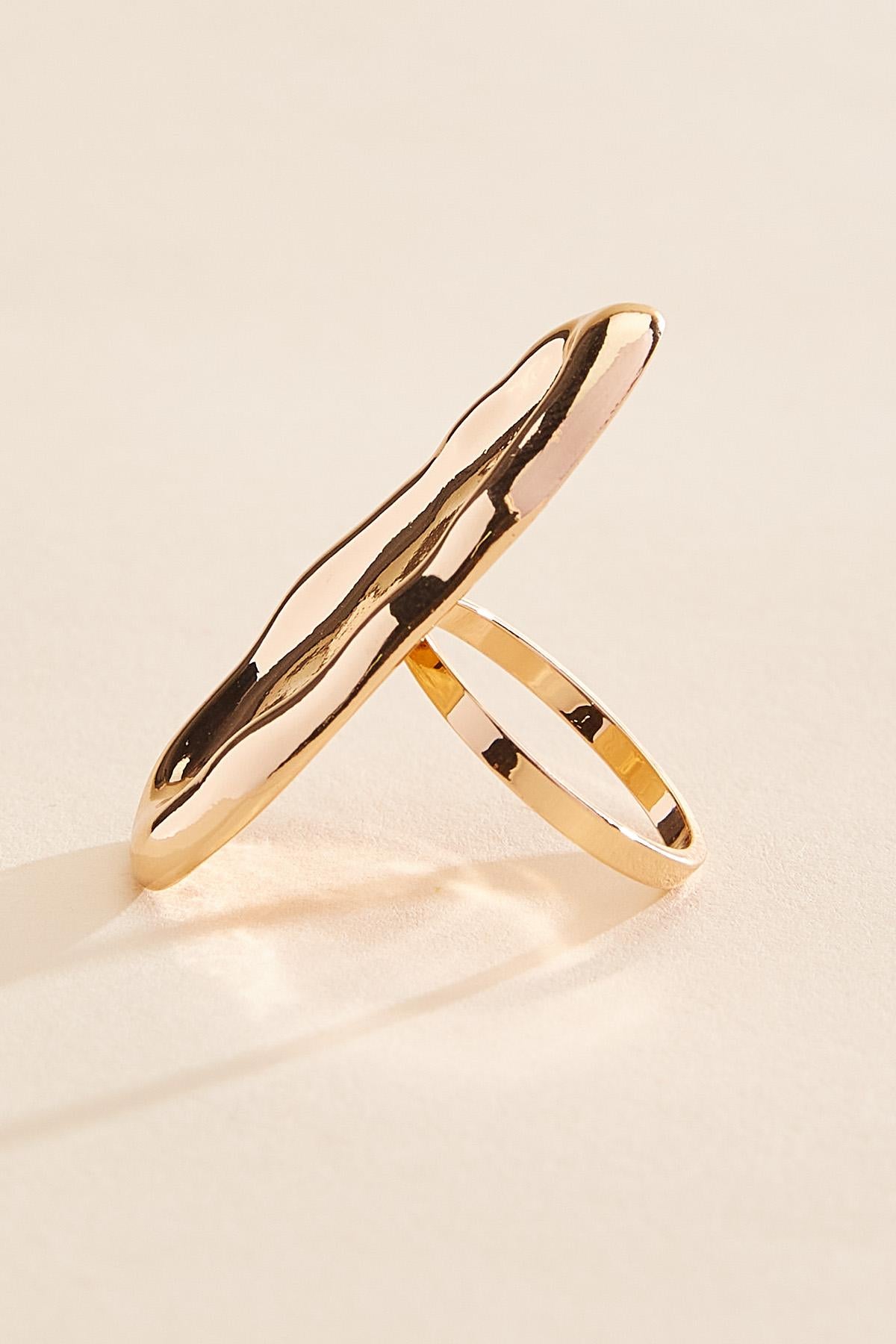 Versona hammered gold oval ring GOLD