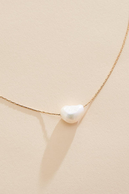 Versona delicate pearl pendant necklace GOLD