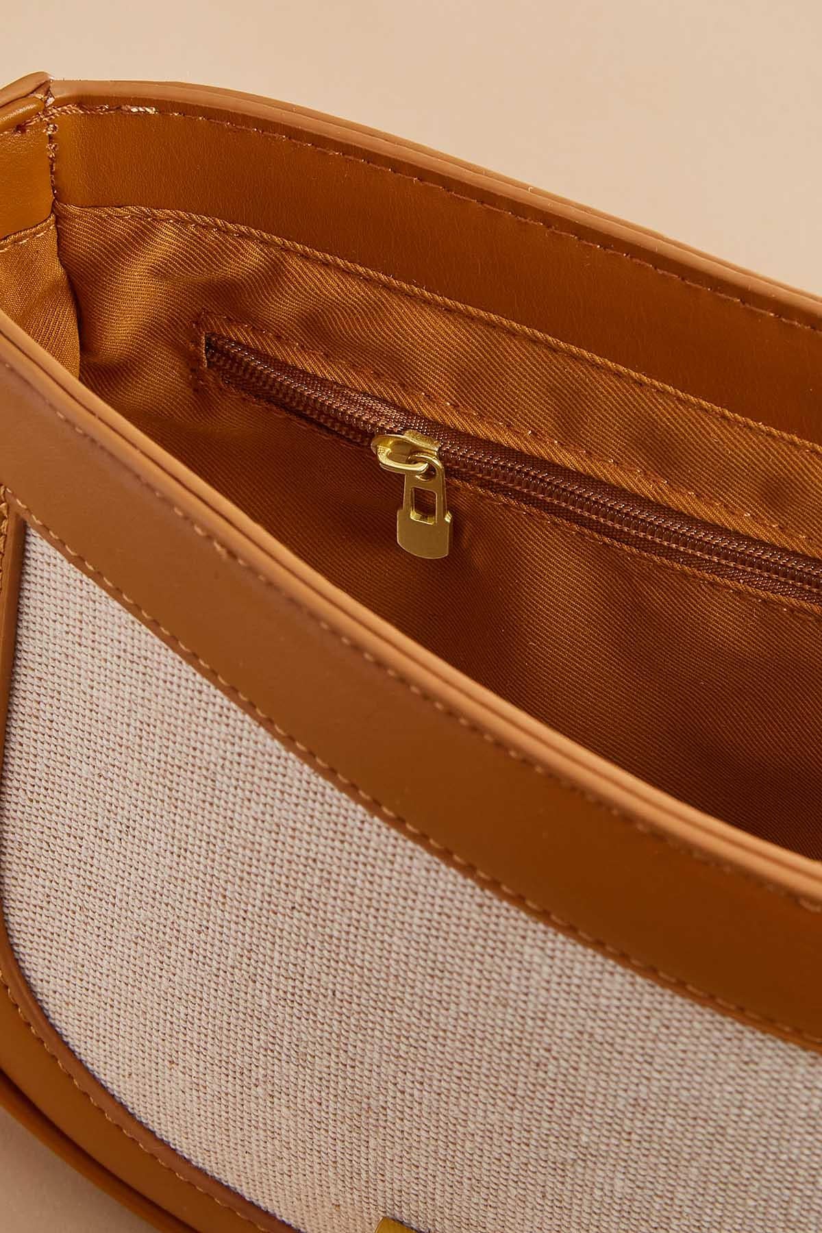 Versona faux leather twill flap crossbody COGNAC