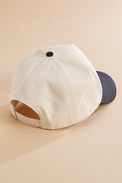 Versona never lost a tailgate trucker hat BLACK_WHITE_PATTERN