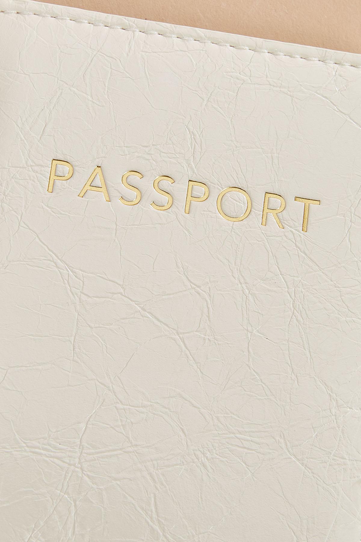 Versona pearly white passport cover PEARL