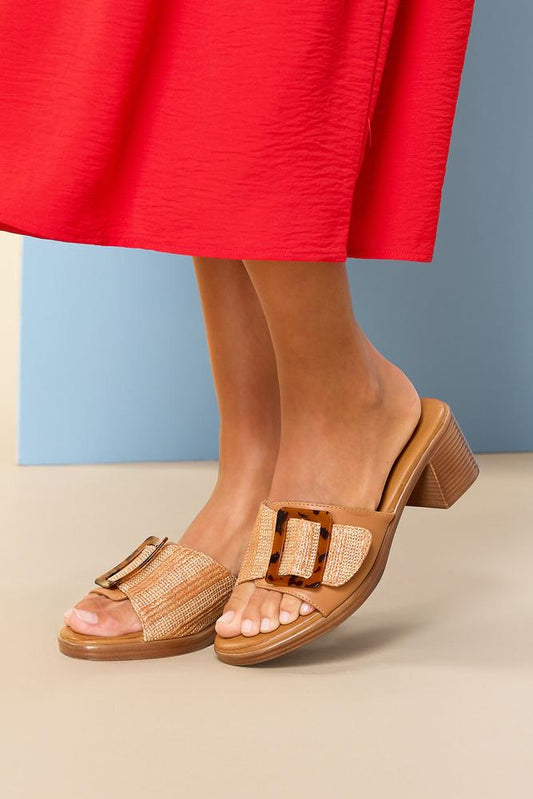 Versona raffia band buckle wood heels BEIGE