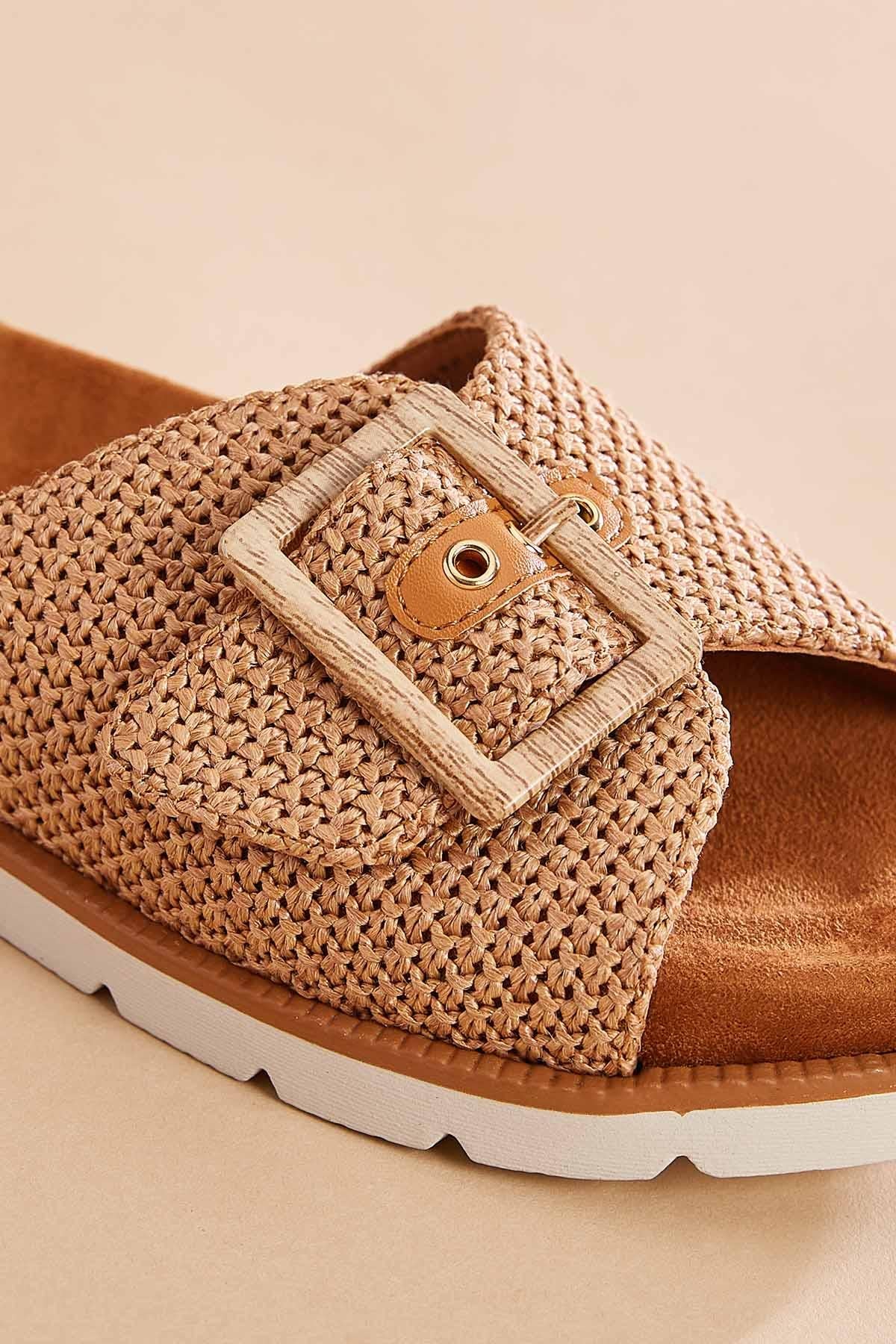 Versona raffia foot bed platform sandals PINK