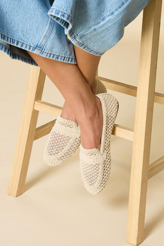 Versona beige textured open loafers BEIGE