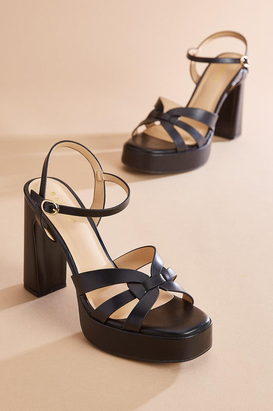 Versona criss cross strap platform heels BLACK
