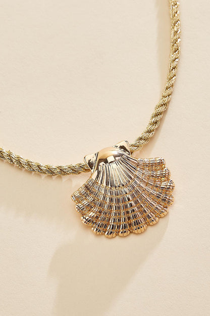 Versona gold rope chain seashell necklace GOLD