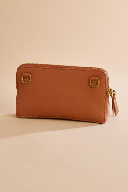 Versona genuine leather crossbody COGNAC
