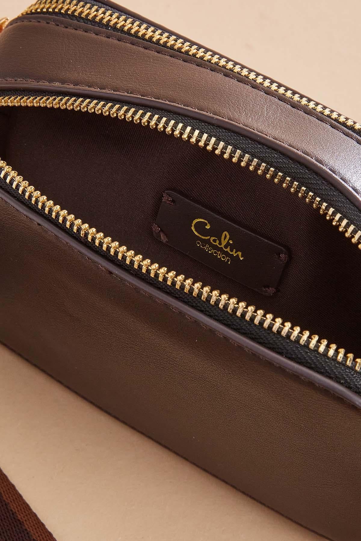 Versona faux leather structured crossbody COFFEE_BEAN