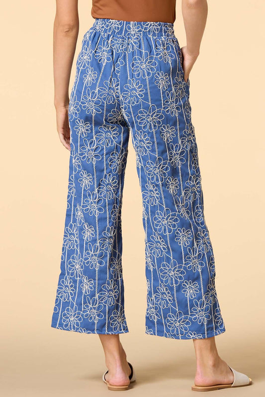 Versona beauty in bloom embroidered pants BLUE